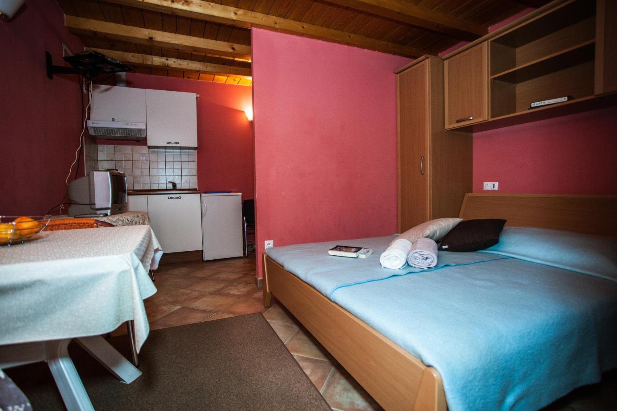 Apartments Agava-Mirjana Omiš Habitación foto