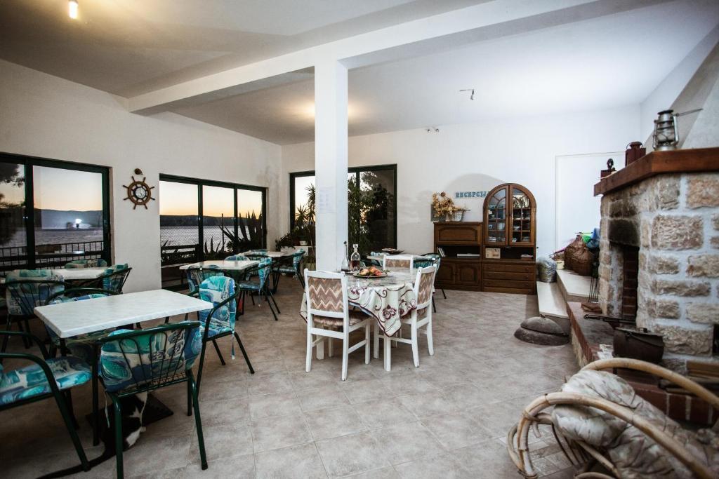 Apartments Agava-Mirjana Omiš Exterior foto